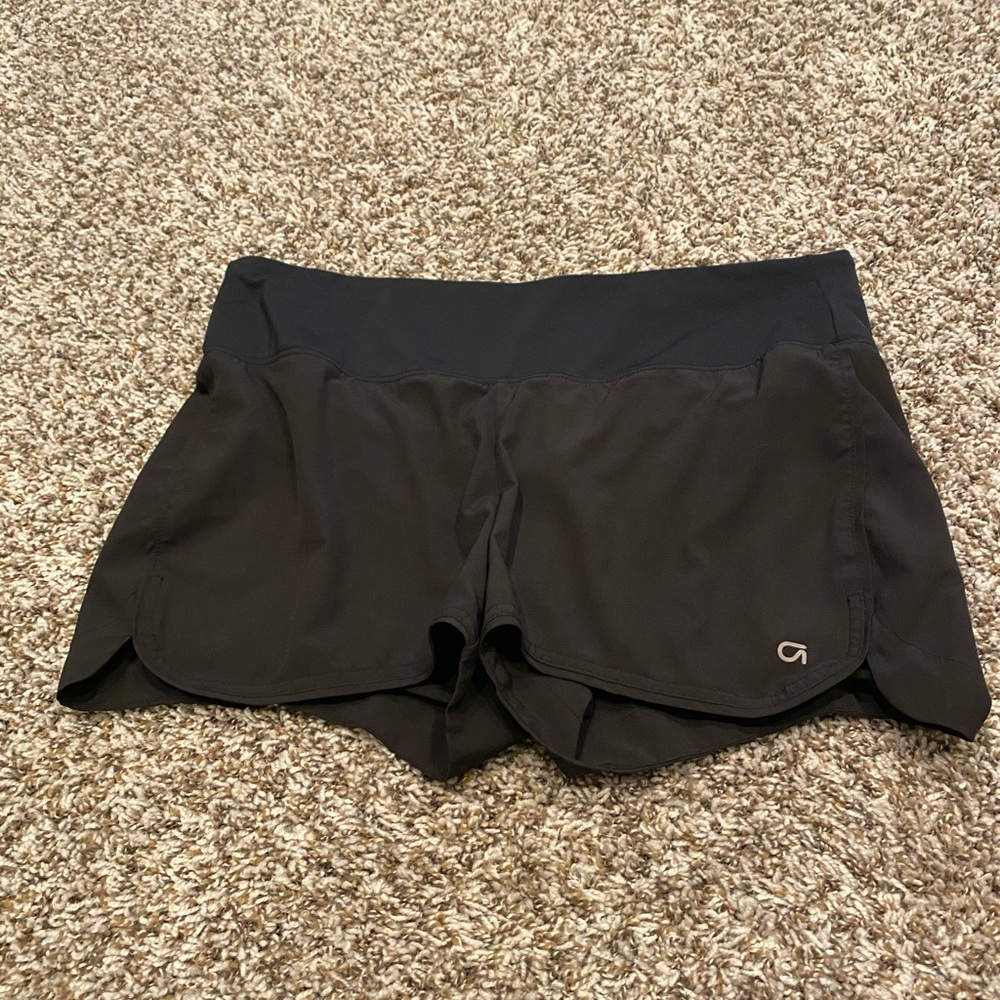 Maternity shorts